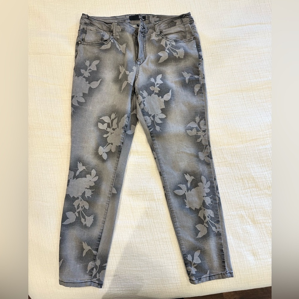 1822 Denim Gray Floral-Print Skinny Jeans - Picture 3 of 3